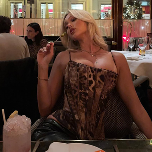 SylCue 狂野性感辣妹风豹纹印花低胸显瘦吊带背心束腰不规则上衣