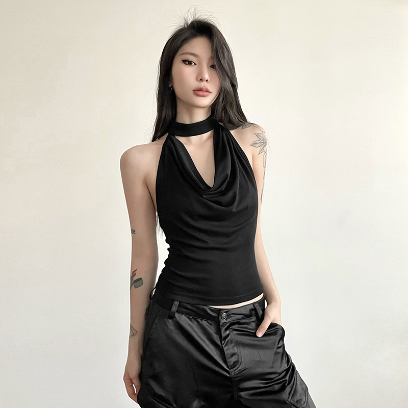 拽酷辣妹风挂脖式抹胸背心