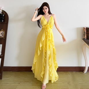SylCue 云南大理三亚度假风V领露背吊带连衣裙仙气飘飘荷叶边长裙