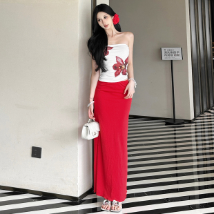 SylCue 纯欲温柔度假风花卉印花显瘦抹胸背心高腰包臀半身裙套装