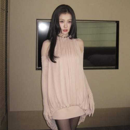 温柔千金风金属扣挂脖领连衣裙女