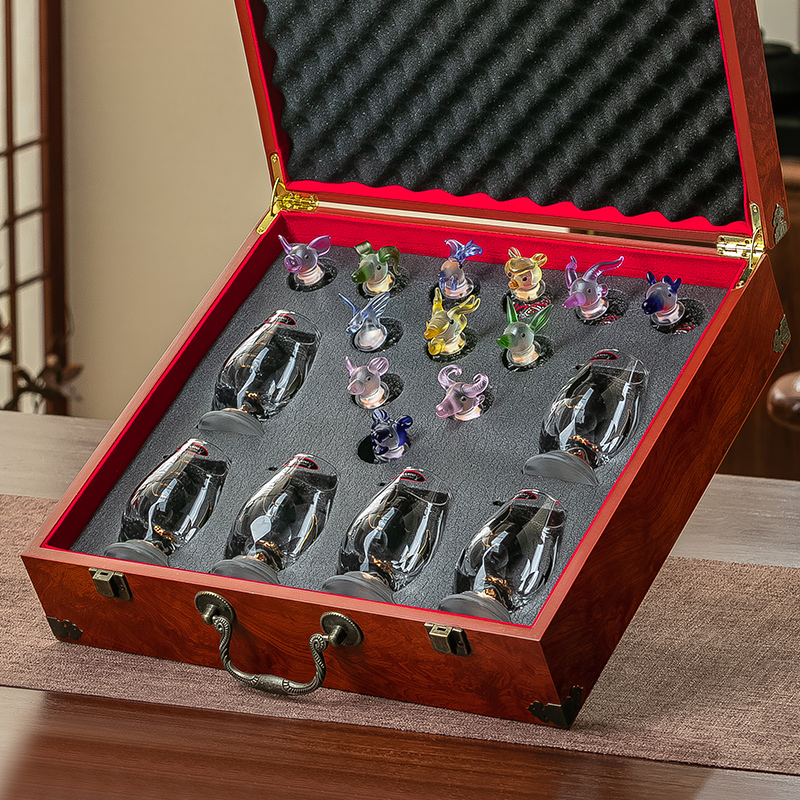 创意十二生肖酒具礼盒套装高档送礼水晶玻璃分酒器小酒杯酒具套装