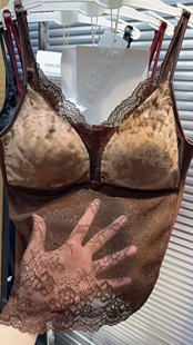 金丝绒秋冬保暖背心女文胸吊带加绒加厚内搭带胸垫大码 聚拢胖mm