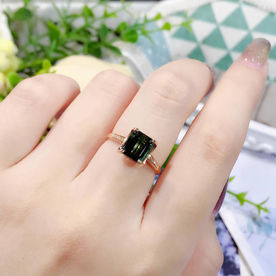 新款镀18K金镶嵌方形绿碧玺戒指女精致气质百搭高颜值可调整指环