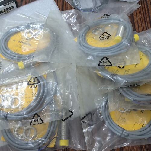 议价接近开关8-M18-AP6XBI8-M18-AP6X8M18AP6XBI8M18AP6X