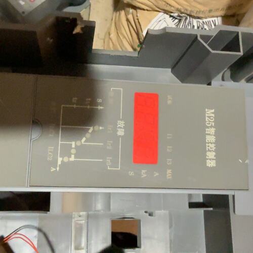 议价M型框架断路器M25M25智能控制器M25控制器M25脱扣控制器