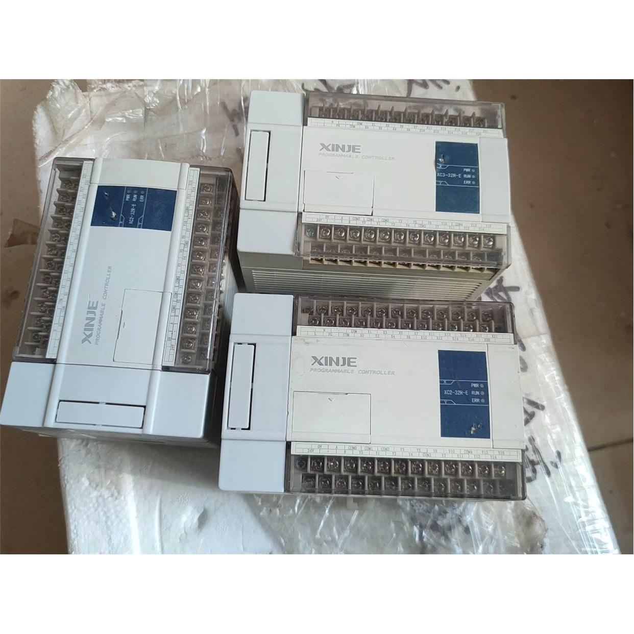 PLC 信捷 XC2/3-32R，外观就这样，机器包好，看上议价