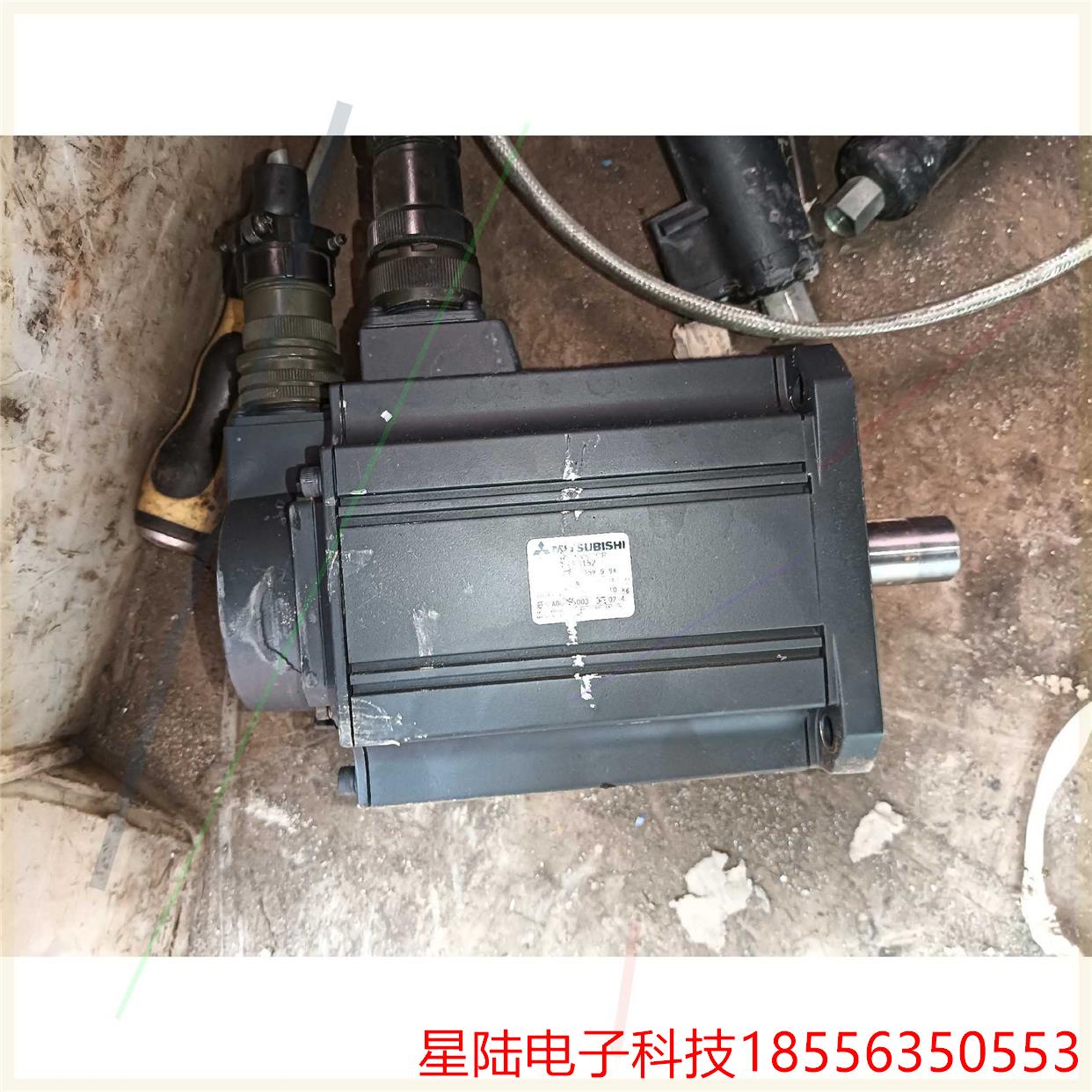 三菱伺服电机HC- LFS152，1.5kW。拆机品，后盖有