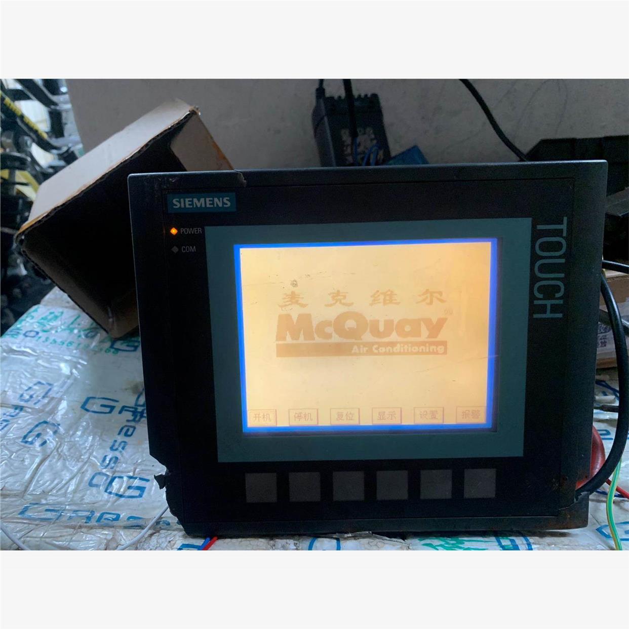 6AV6-640-0DA11-0AX0，通电如图，外殼