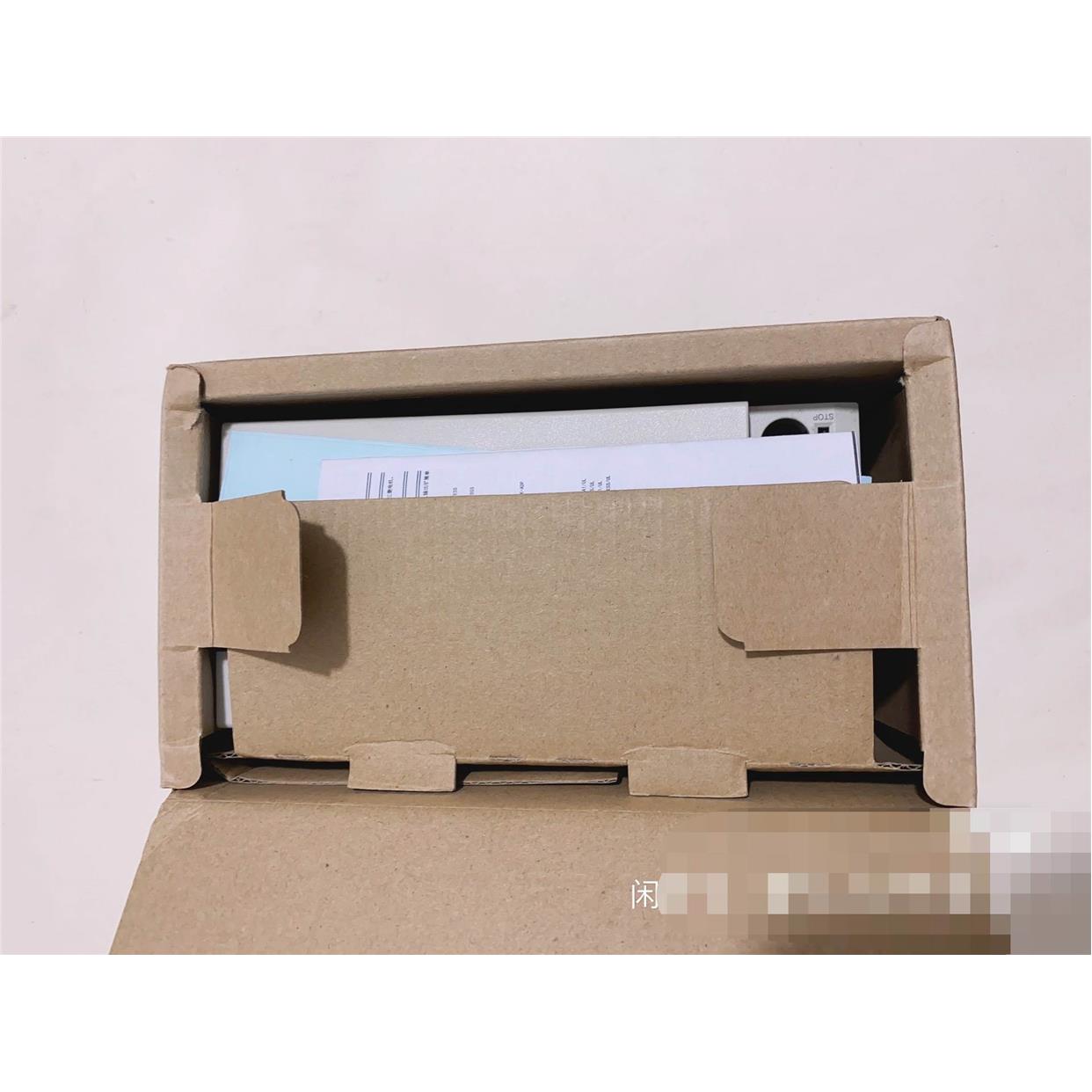三菱可编程控制器，型号FX3U-48MR/ES-A，盒码一致