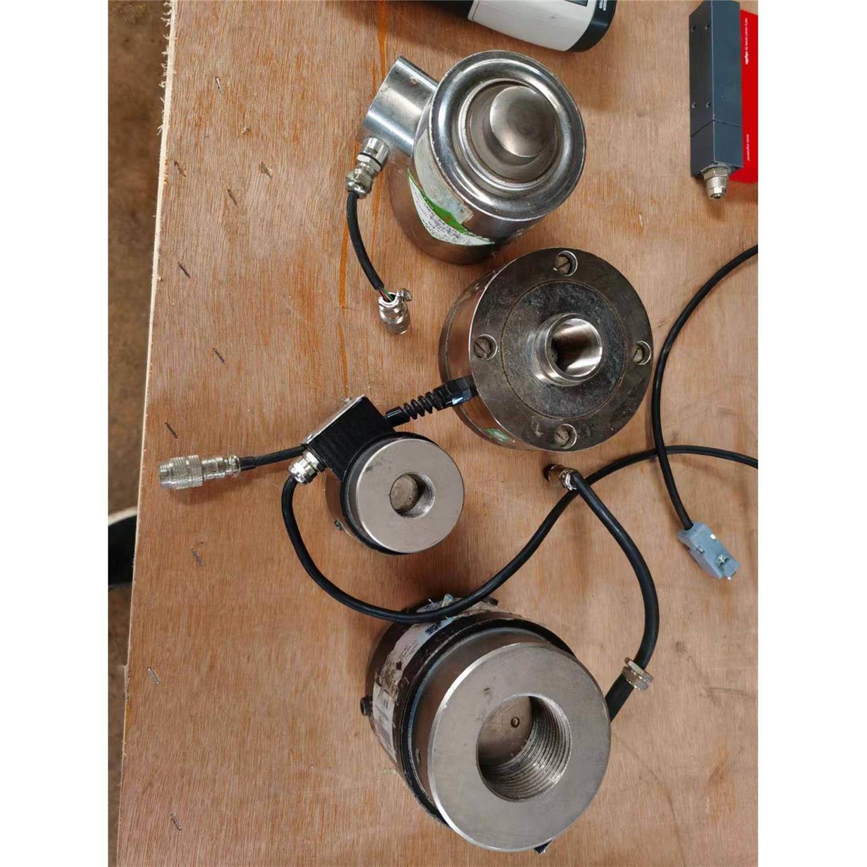 称重传感器，测力传感器。标准力传感器。钢研纳克传感器，拆机配