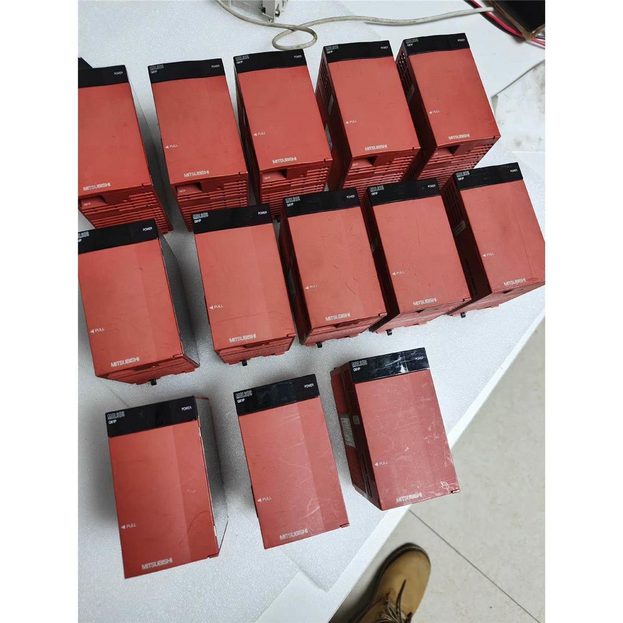 三菱Q61P，电源模块，原装正品拆机，现货13个，实物图，9