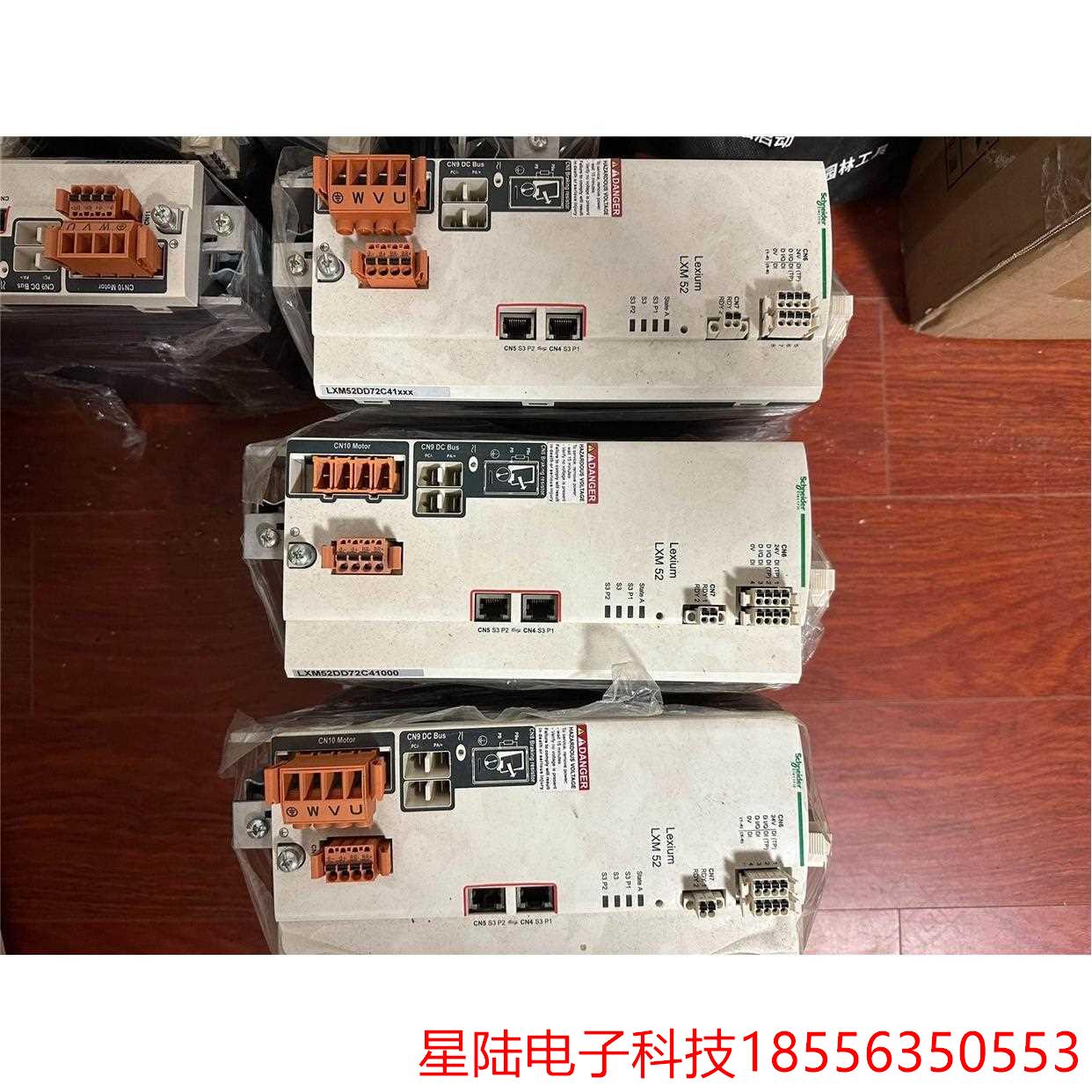 施耐德驱动器LXM52DD72C41000 原装拆机 库存白