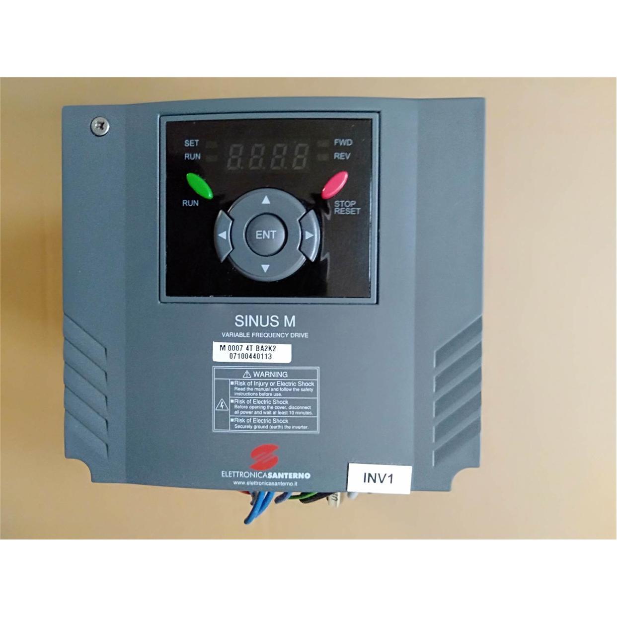 SINUS M 0007 4T BA2K2 变频器 二手实物