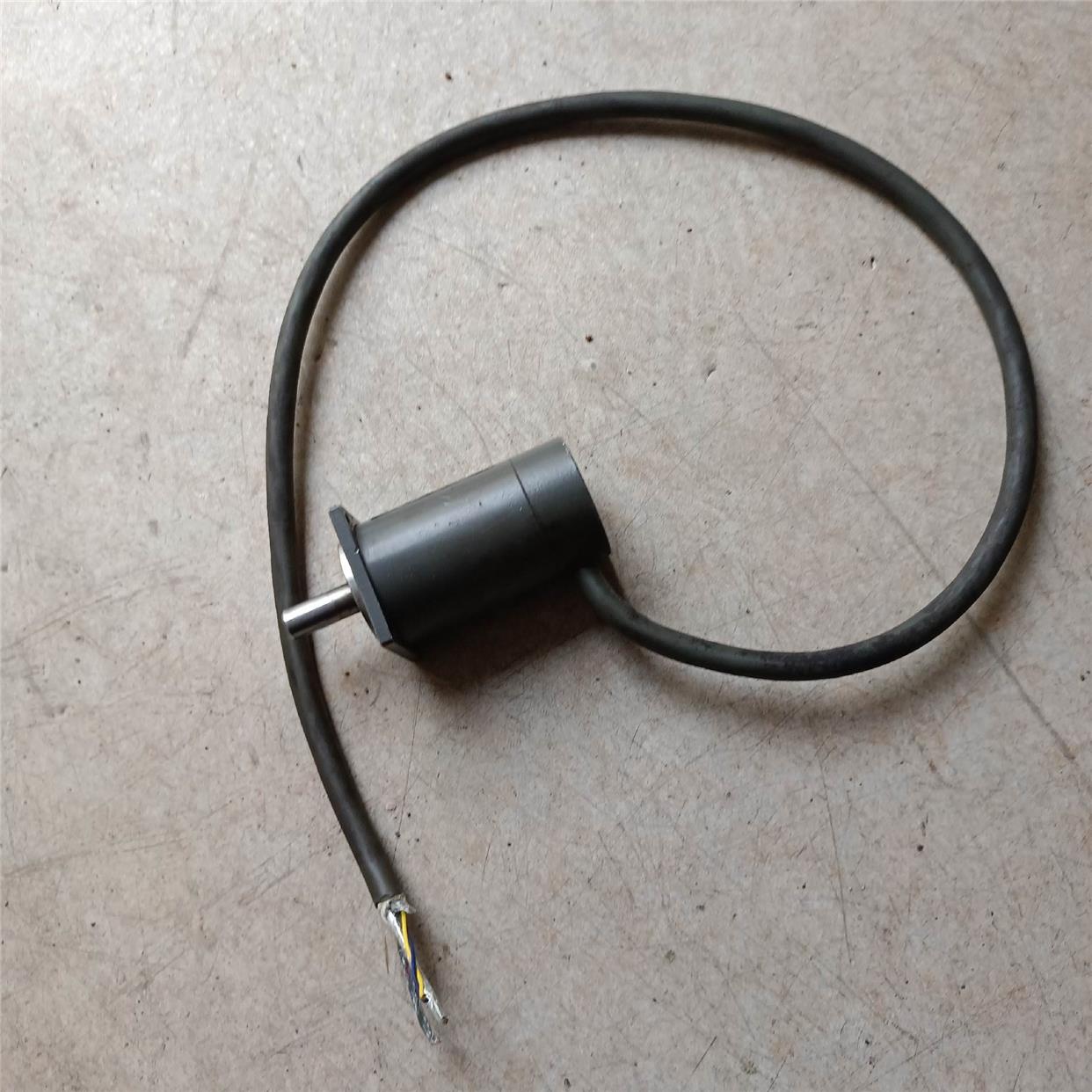 拆机件原装日本进口凸轮编码器，型号3F88L-RS17议价