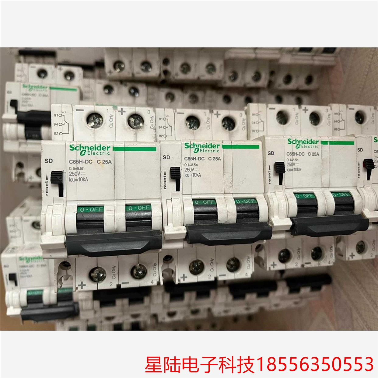 施耐德C65H-DC C 25A,32A,40A都有。成色八议价