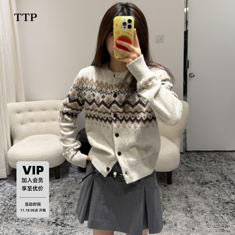 2025冬新品针织圆领毛衣开衫