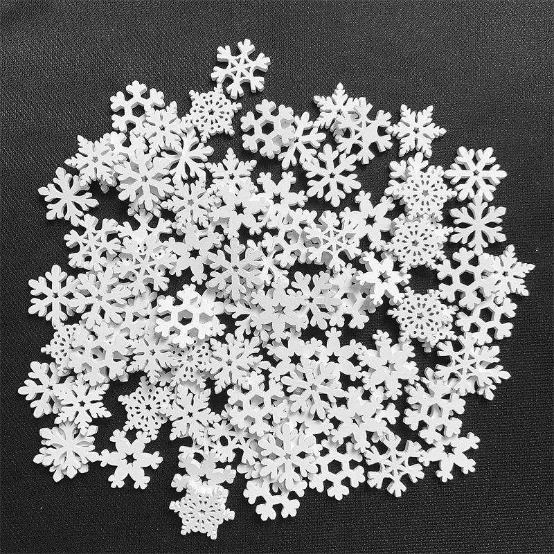 50pcs 20mm Wooden Snowflakes Slices, Colored Wood Snow Shape