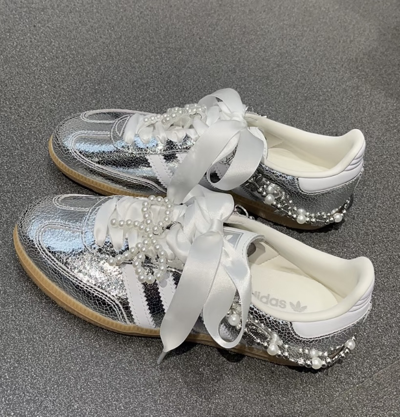 白色丝绸丝带鞋带适配韩版阿迪银色鞋子珍珠蝴蝶结配饰鞋带绳