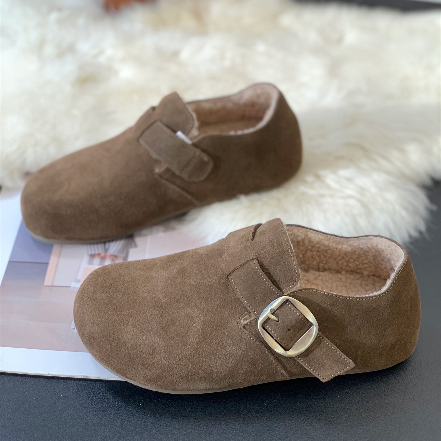 韩系超火百搭内增复古磨砂勃肯鞋