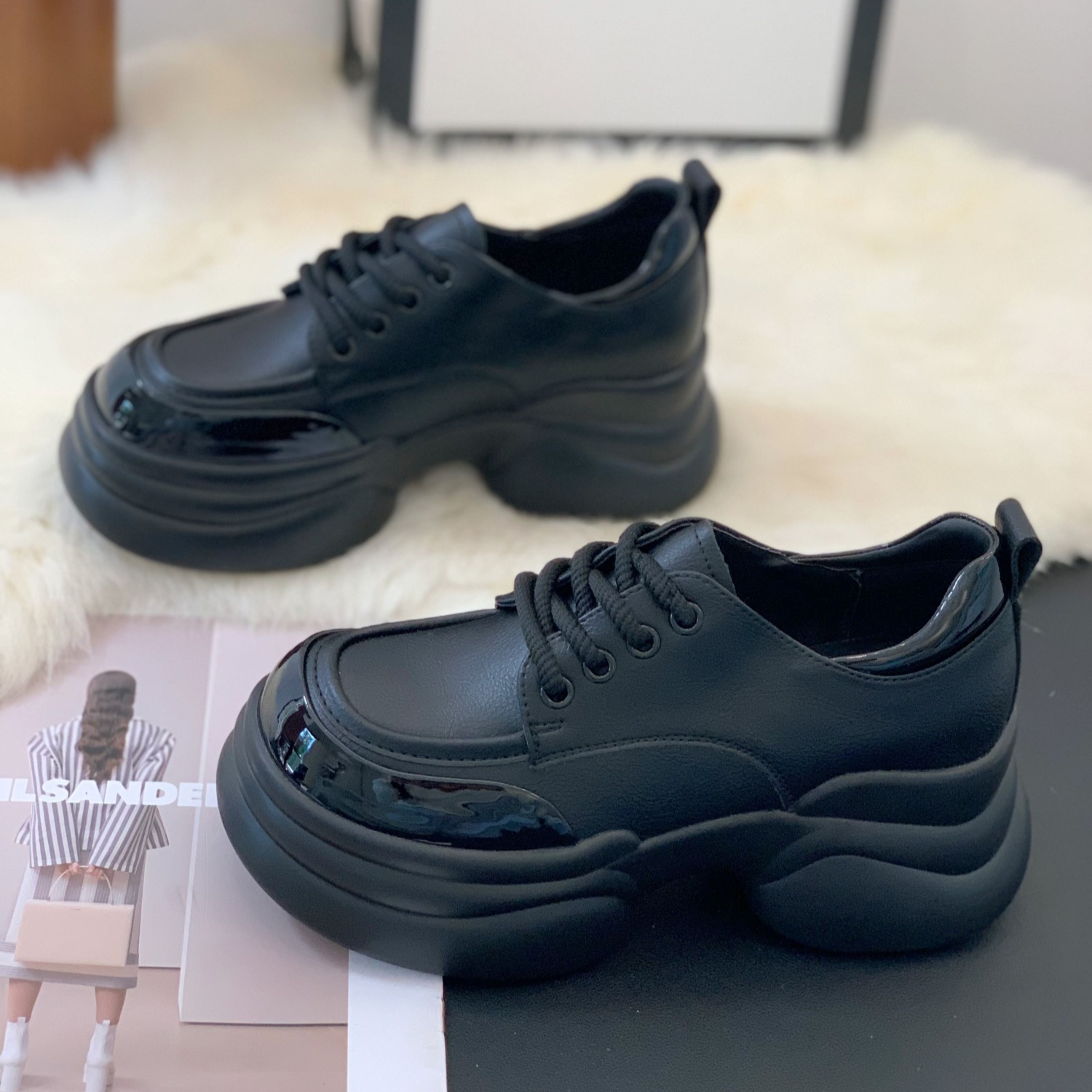 粗跟系带时尚小皮鞋女2025秋冬新款复古厚底单鞋百搭英伦风乐福鞋