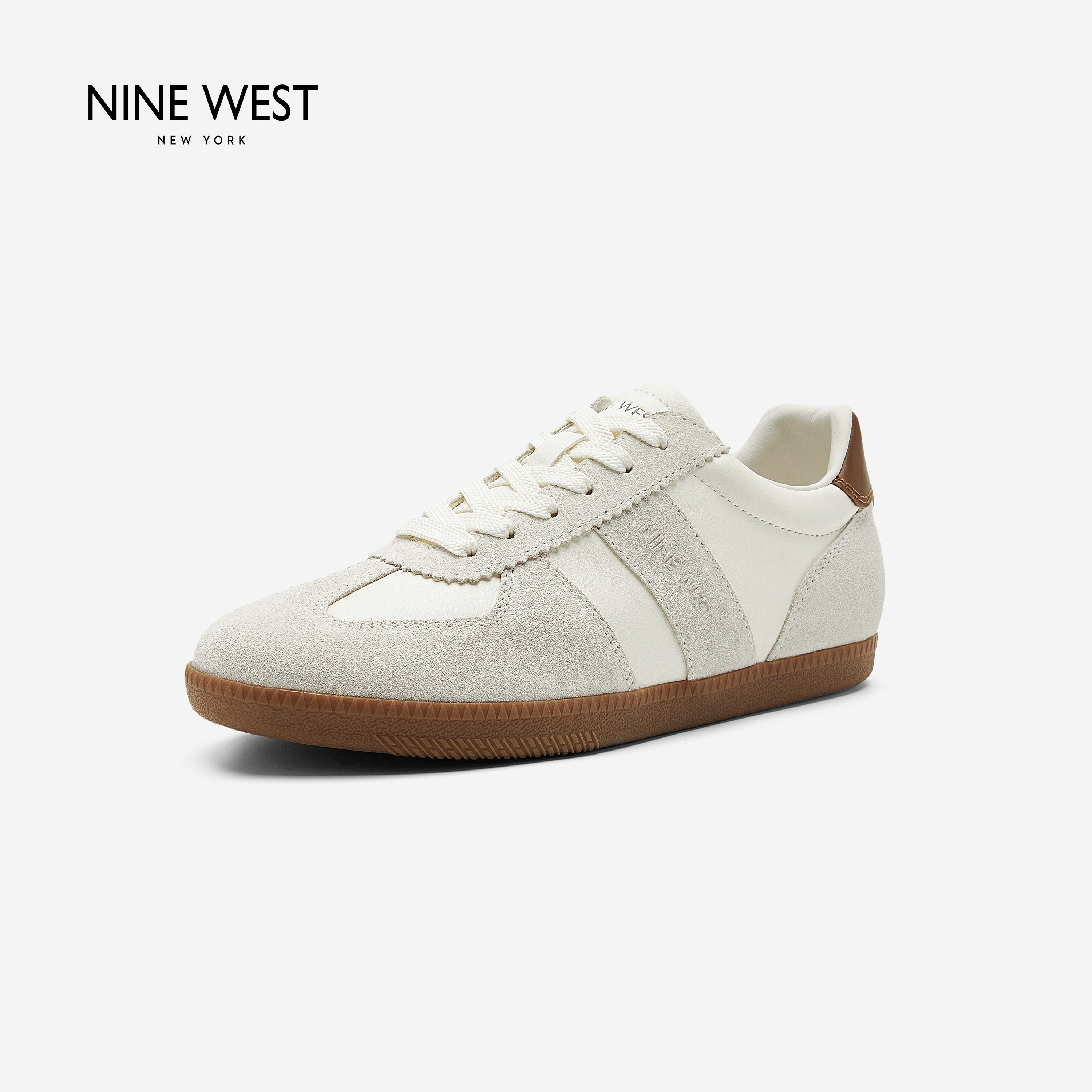 Nine West/玖熙拼接德训鞋生胶平底复古休闲软皮通勤百搭小白板鞋