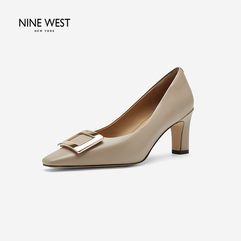 Nine West/玖熙精致金属扣尖头浅口粗跟高跟鞋简约通勤风女士职场