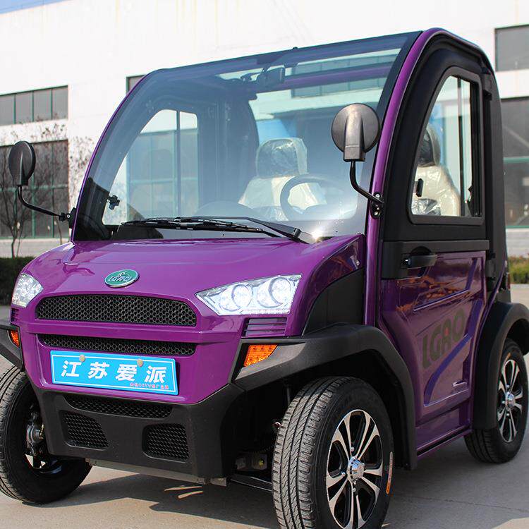 两座四轮电动代步车电动巡逻车电动观光车四轮厂家直销