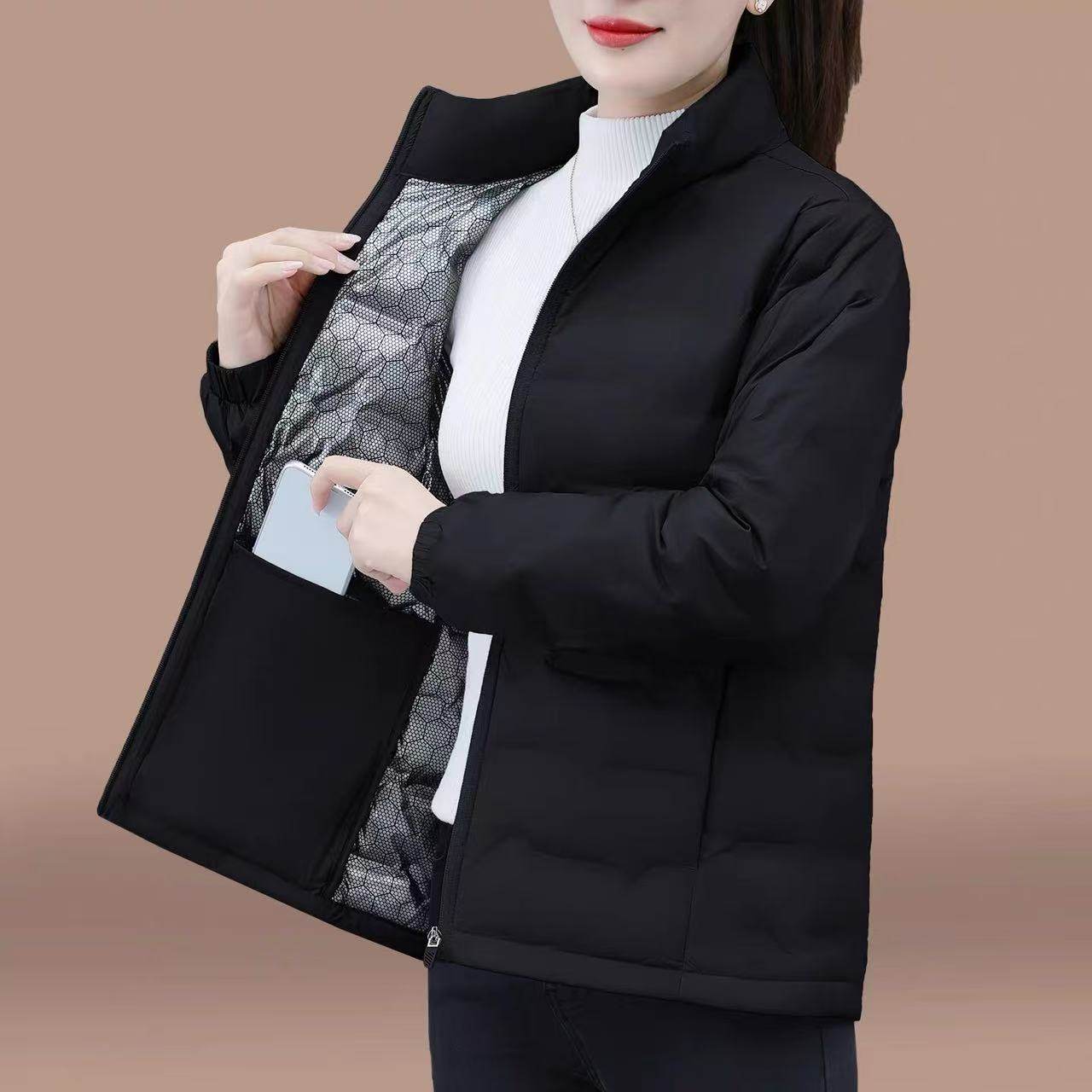 轻薄羽绒服女款冬季小个子2025新款爆款中年妈妈保暖女士短款外套