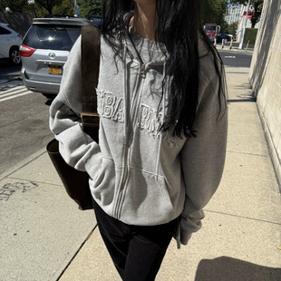 现货 2026秋季新韩国东大门八奶宽松贴布抽绳连帽薄绒卫衣外套女