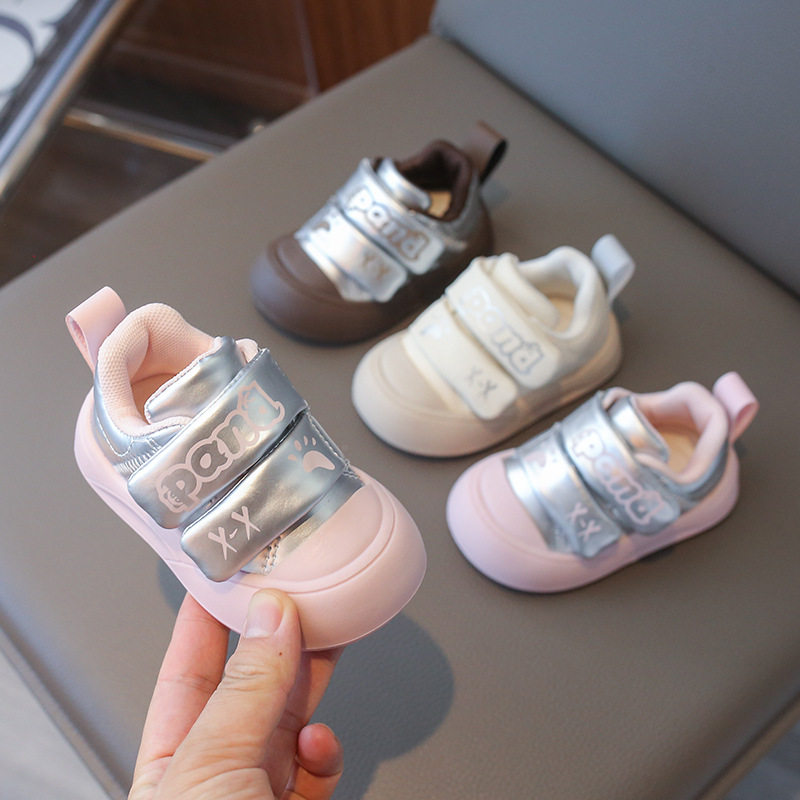 儿童宝宝鞋男女童2025室内小白鞋婴儿鞋幼儿园学步鞋春季鞋子