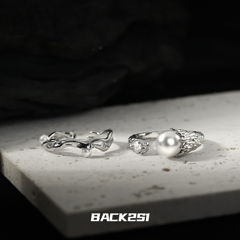 不规熔岩肌理珍珠戒指