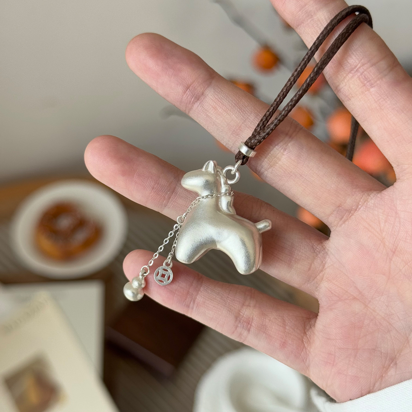 拉丝银色小马葫芦铜钱吊坠项链女