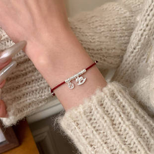 银色铜钱小马红绳手链女款2026马年本命年红手绳情侣闺蜜新年礼物