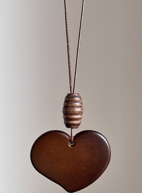 几何爱心吊坠项链女2025新款爆款