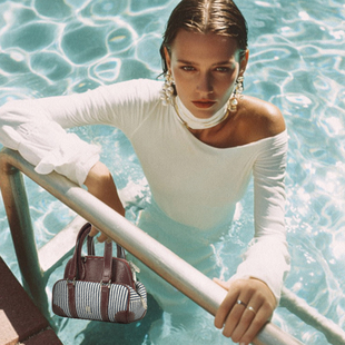 FROM ARACHNID小众设计度假风两用帆布拼皮条纹贝壳包保龄球包