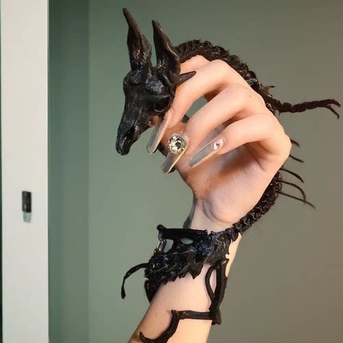 骨龙全身可动装饰摆件