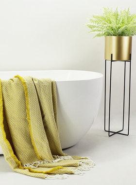 样板间卫浴摆件浴缸搭毯轻奢软装