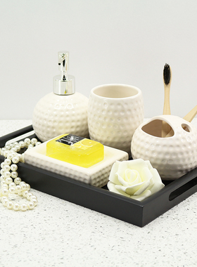 装饰品样板房卫生间洗漱套装摆设