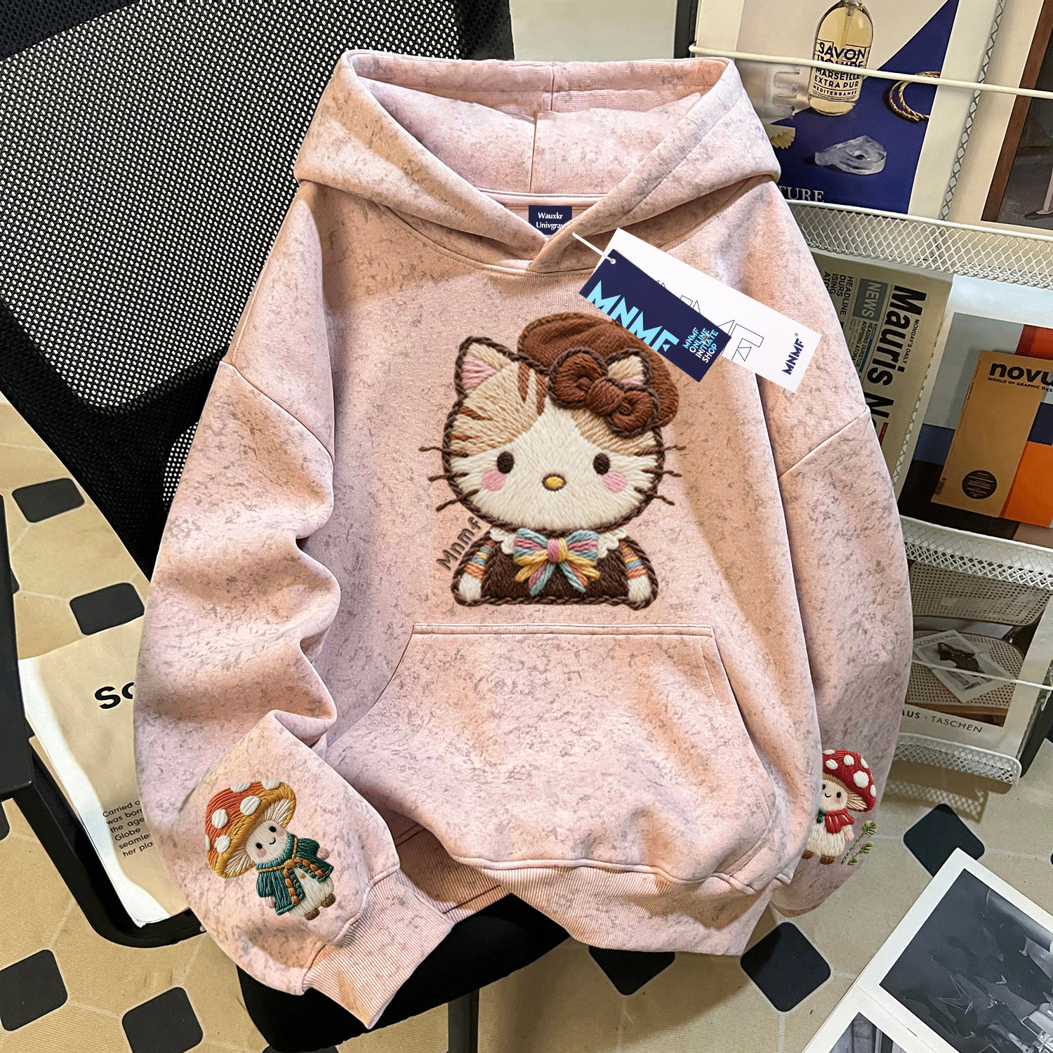 2026秋冬款女童扎染连帽卫衣仿刺绣卡通百搭学院风中大童洋气上衣