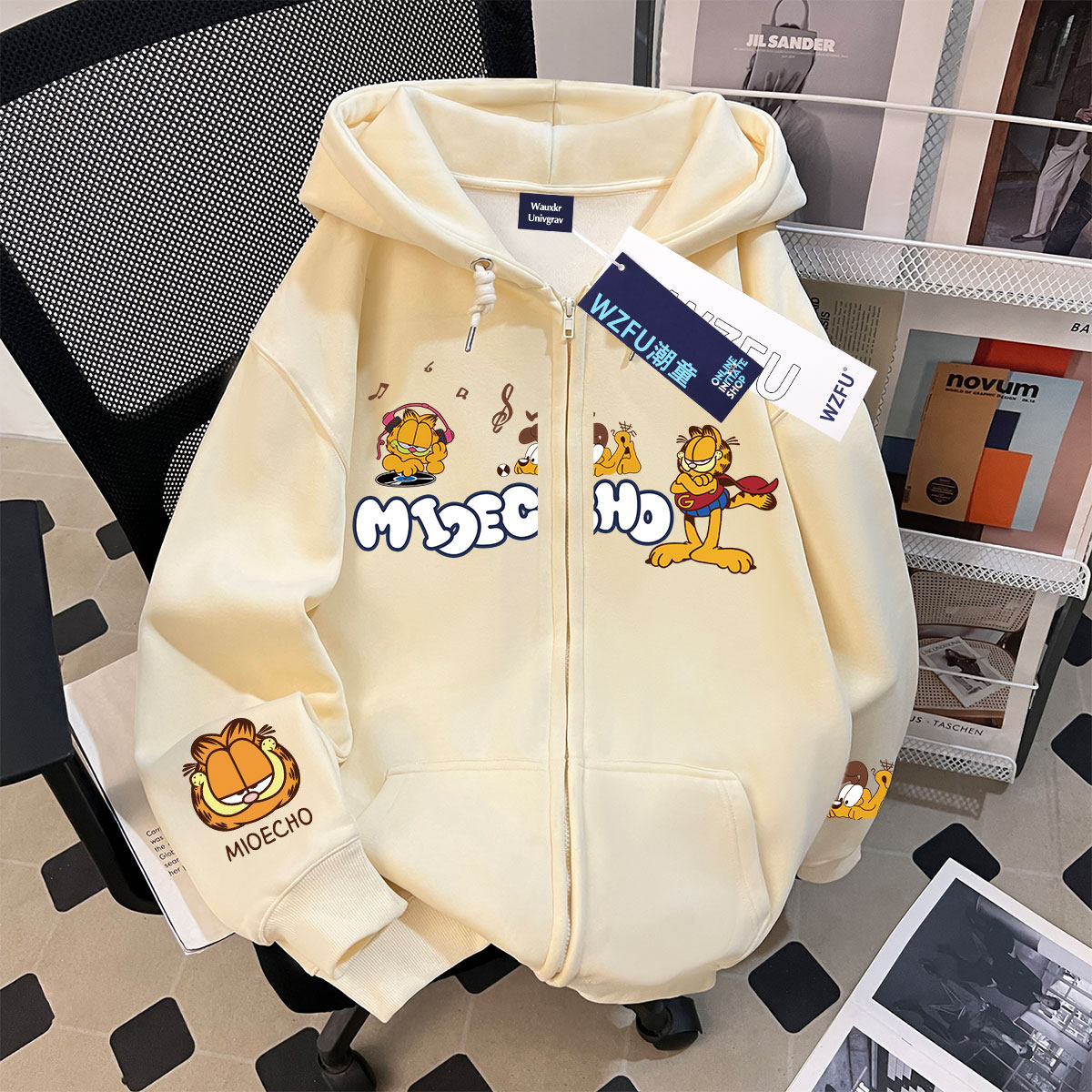 国潮卡通加菲猫印花秋冬新款女童加绒连帽开衫拉链卫衣中大童外套