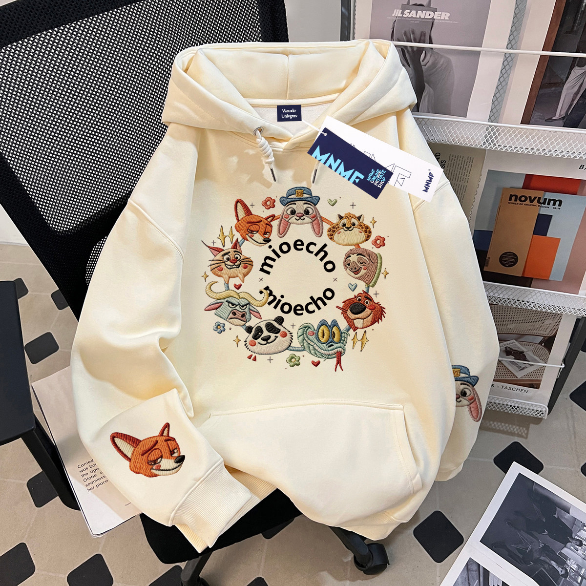 秋冬季新款仿刺绣卡通动物男女童连帽卫衣简约时髦中大童加绒上衣