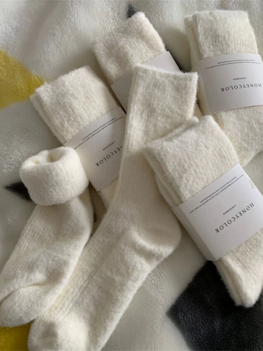 발이 차가운 사람들에게 희소식] 겨울의 얇은 세로 벨벳과 두꺼운 벨벳은 따뜻하고 흰색이며 부드러워 집에 쌓을 수 있습니다