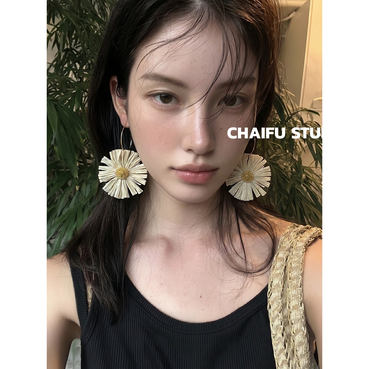 手工拉菲草度假风彩色花形耳环