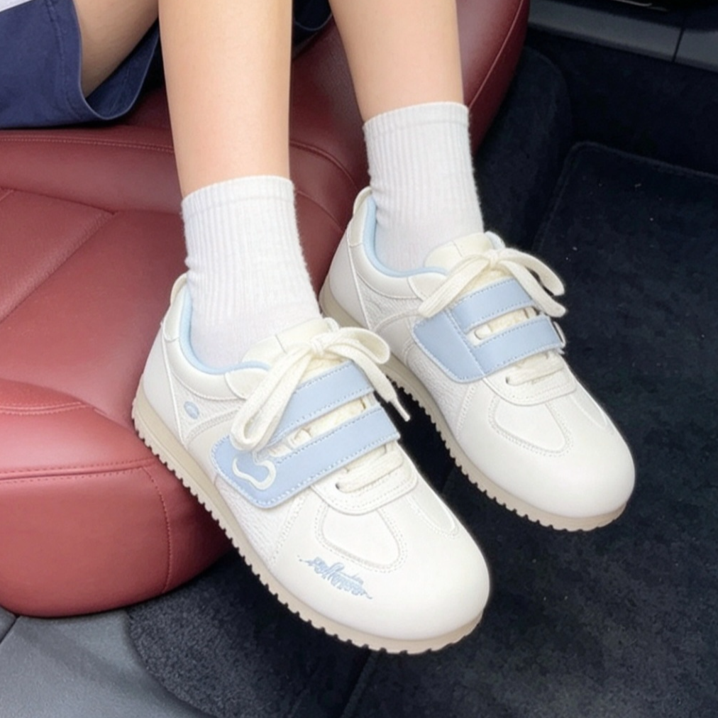 萱朵莎可爱卡通百搭白色板鞋女