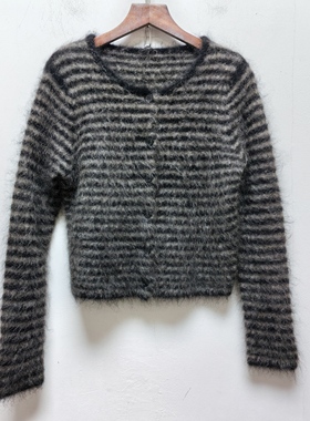 T去标撤柜设计感春秋款休闲时尚圆领条纹针织毛绒开衫上衣N380