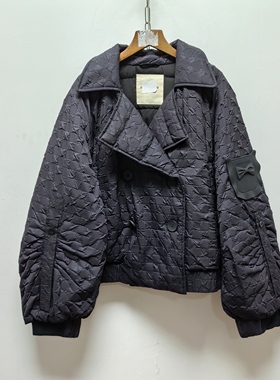 【达】冬季版衣压花格羽绒服DAVW111180安静冬日的净色之三2139