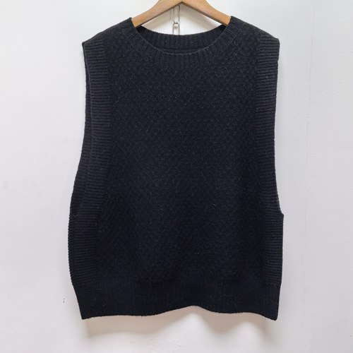 2025春秋冬黑色羊毛圆领套头针织衫无袖百搭背心软糯打底毛衣M574