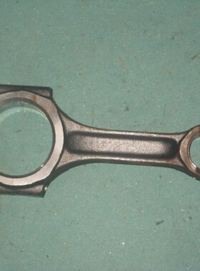 柴油机配件 发动机配件 SL2105AB-2 N70连杆(70x132x36)