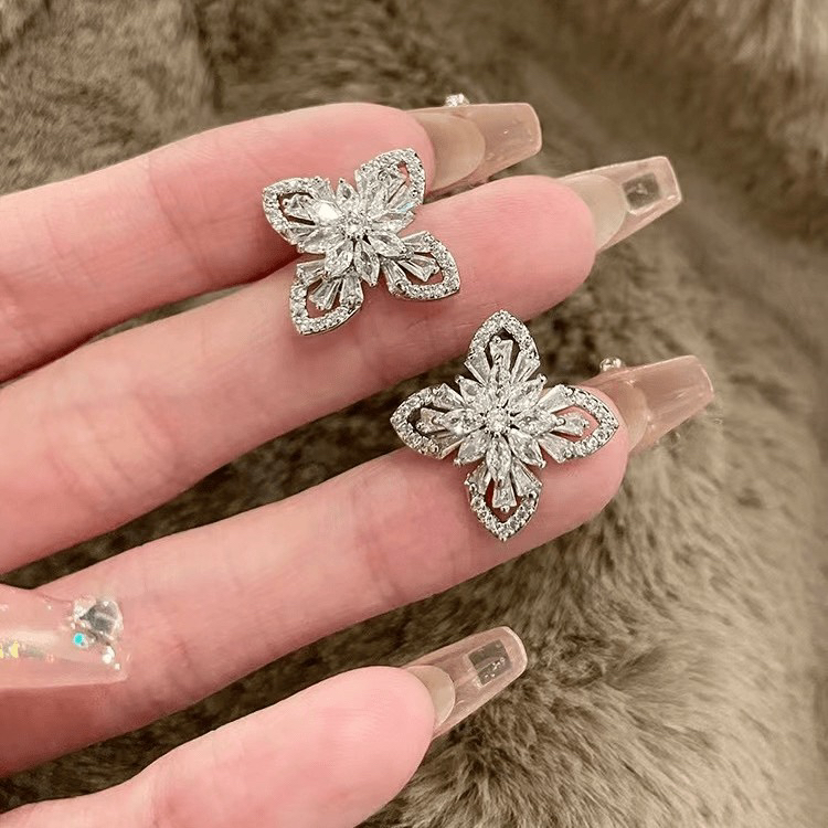 四叶草满钻925银针锆石花朵耳钉时尚气质耳环饰品百搭甜美轻奢